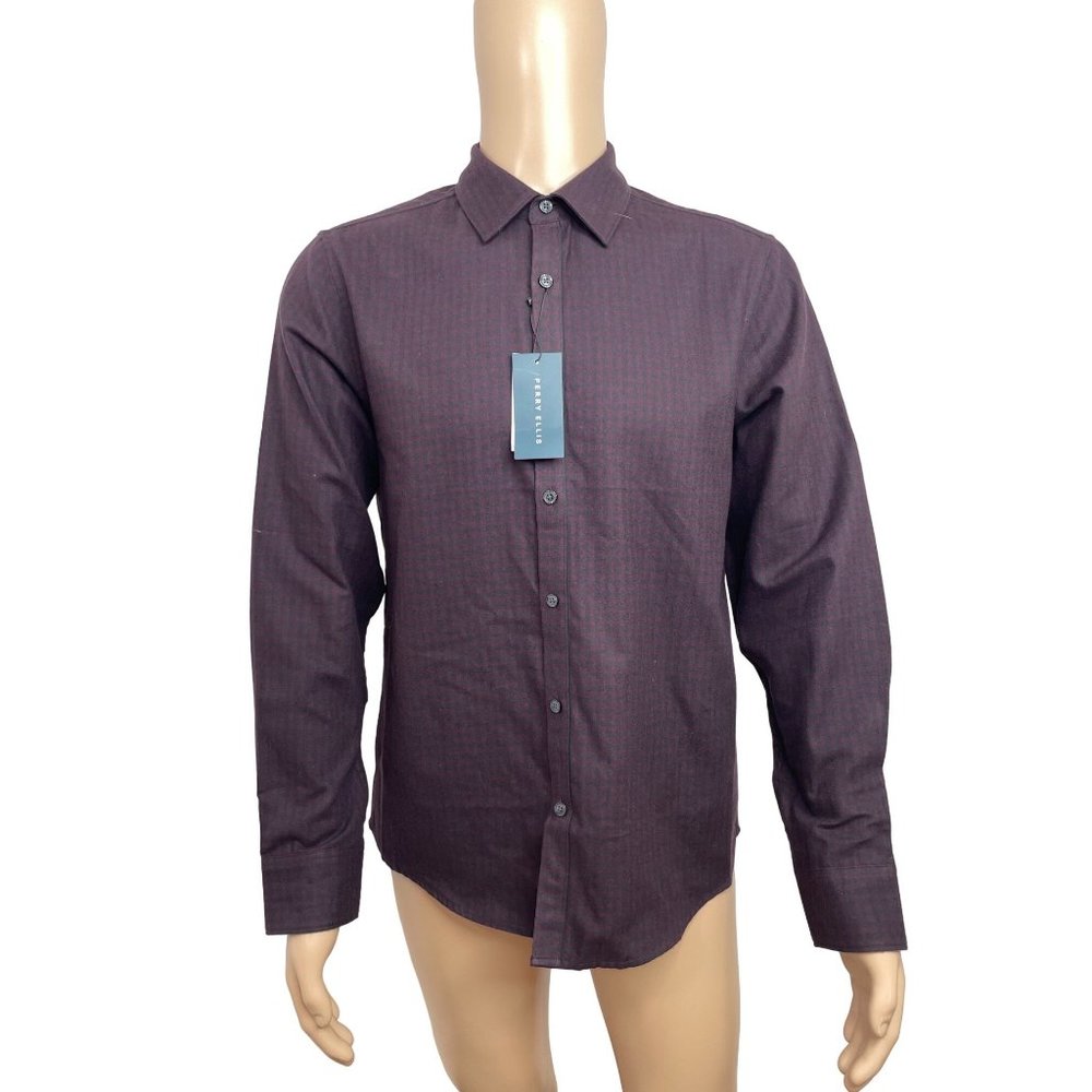Perry Ellis Men’s Button Down Shirt M Long Sleeves Maroon Checkered Pattern